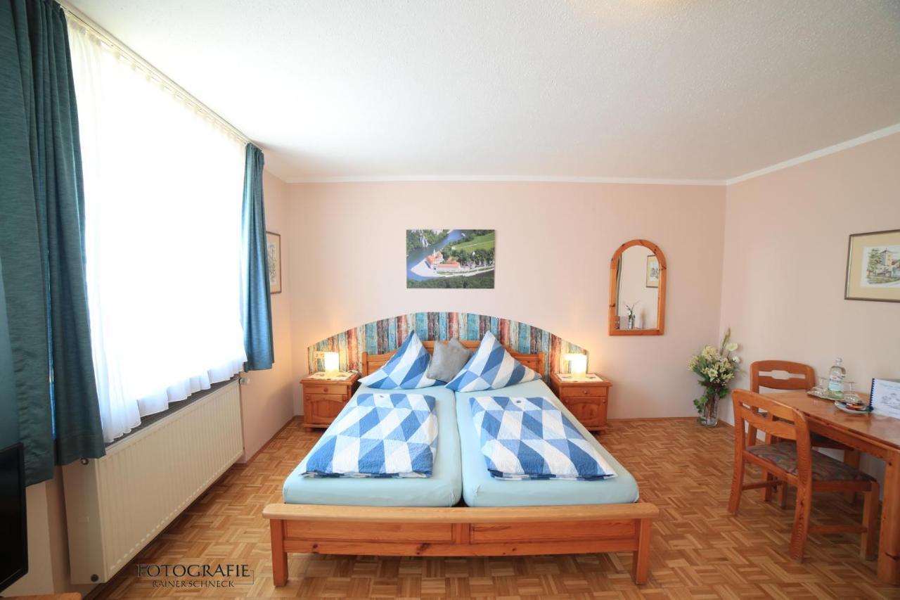 Cafe Am Donautor Hotel Kelheim Luaran gambar